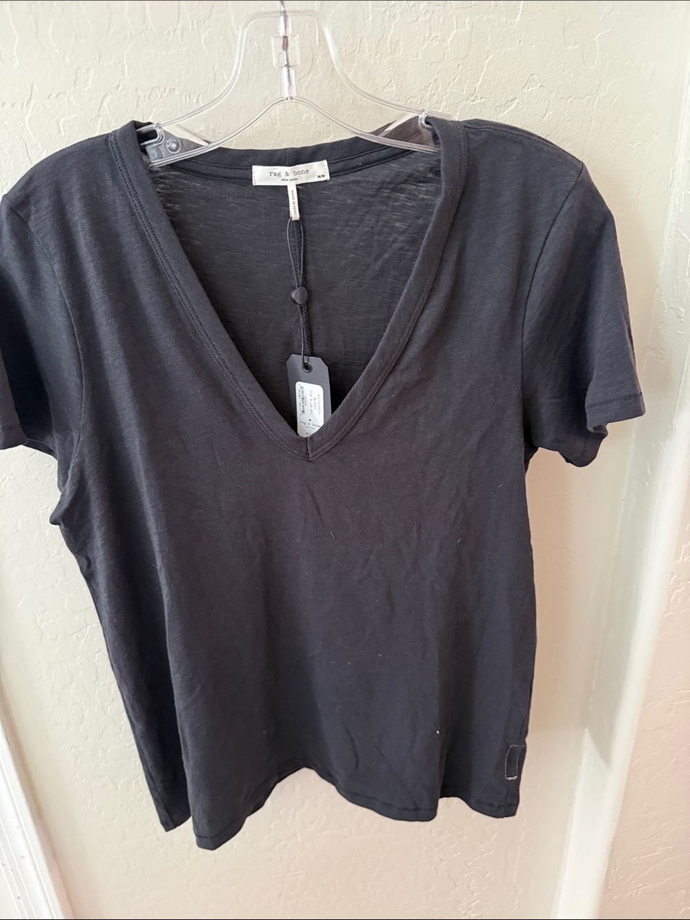rag & bone Black V-Neck slub Short Sleeve Tee
